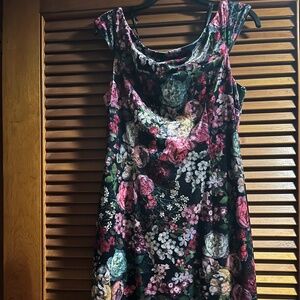Adrianna Papell Velvet Floral Sheath Dress - Size 14 (EUC)